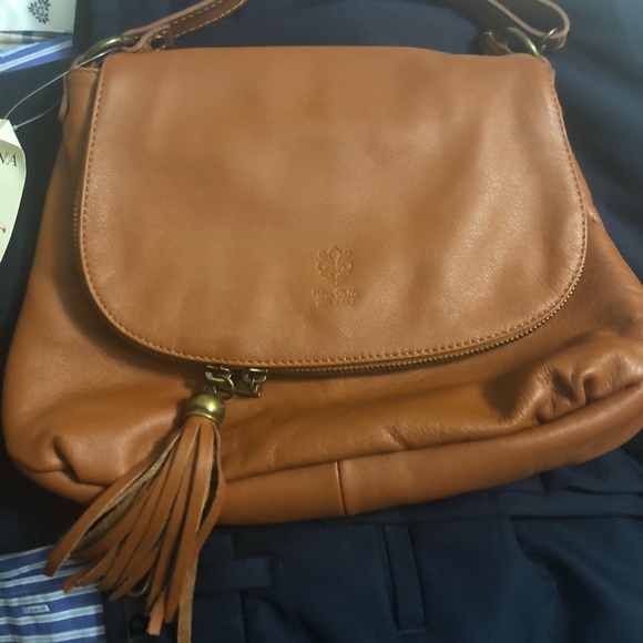 Vera Pelle Handbags - NWT Vera Pelle Cognac Color Crossbody Bag